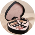 Набори для макіяжу